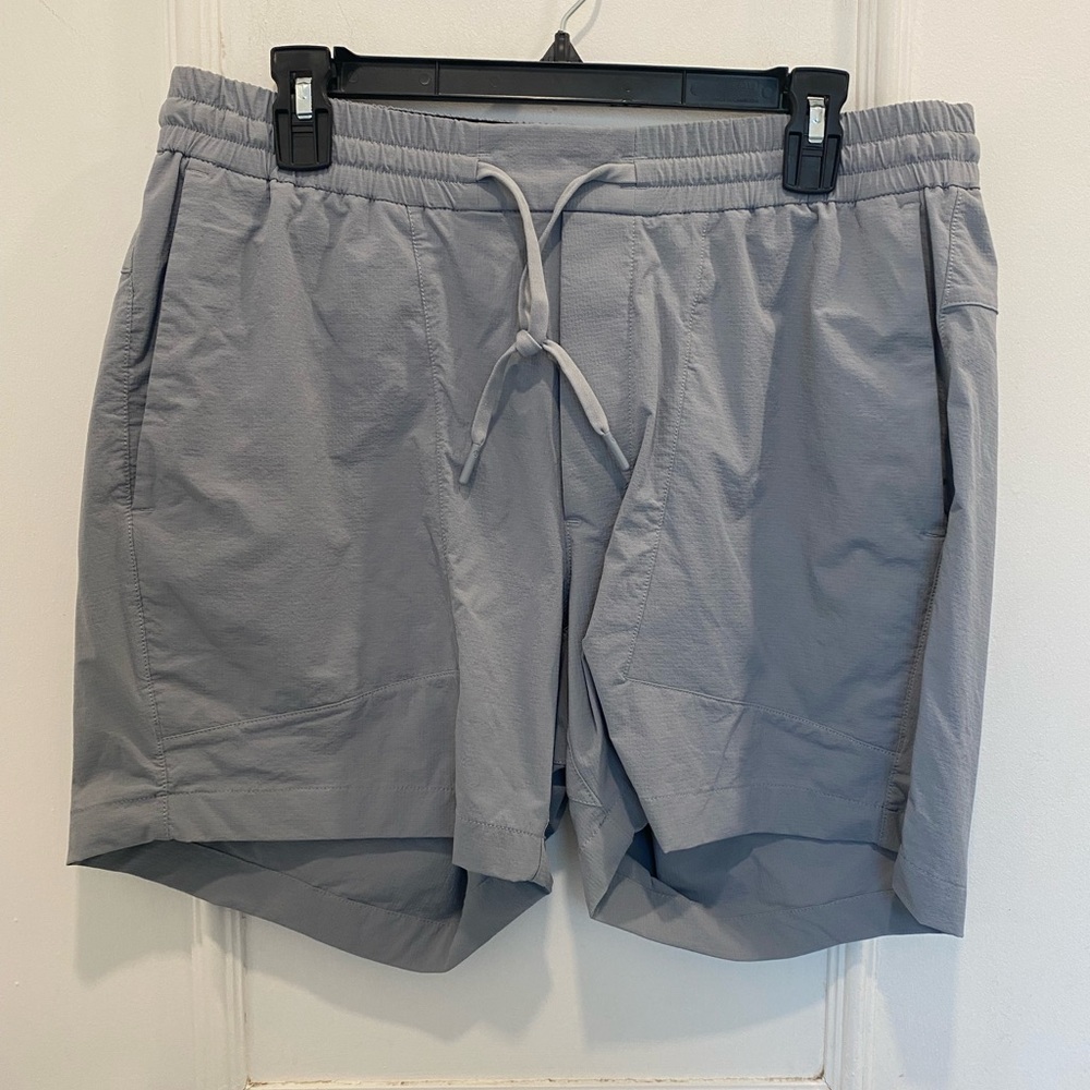 EUC Lululemon Current State Grey Shorts Size L
